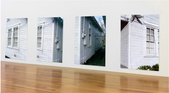 SETON SMITH, Row Houses #11, 12, 13 et 18, 2011, C-Print, 240 x 180 cm chaque